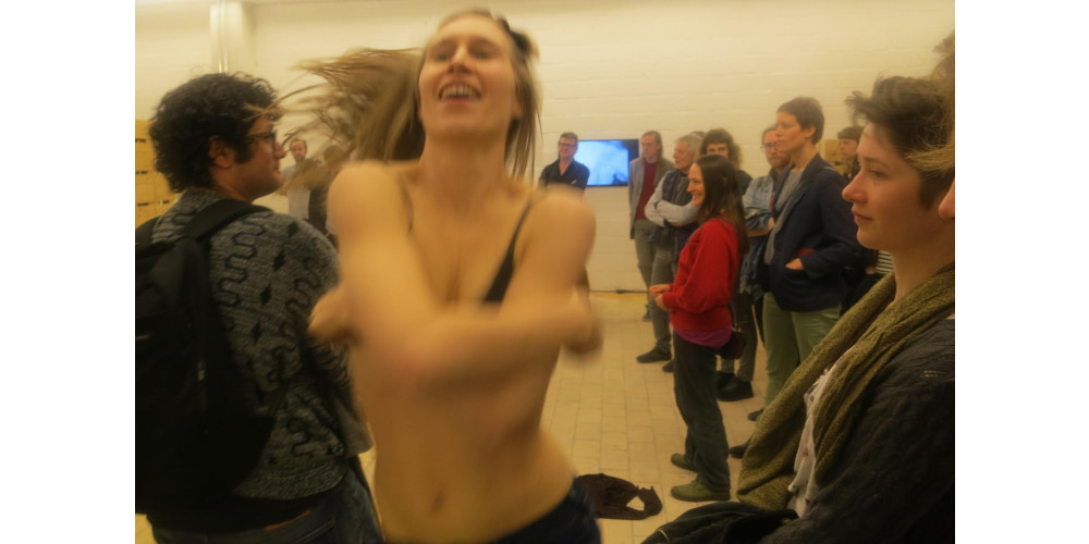 Mette Ingvartsens „69 Positions“