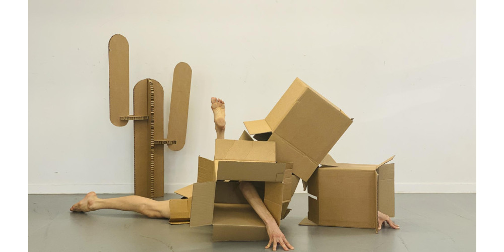 &quot;A4&quot; von Andrea Costanzo Martini; im Rahmen von Fokus Tanz, explore dance - Netzwerk Tanz für junges Publikum