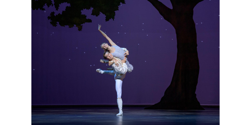 Madison Young und Jinhao Zhang