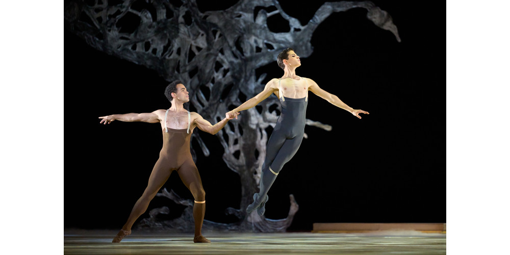 „Tschaikowsky-Ouvertüren“ von Alexei Ratmansky. Tanz: Yonah Acosta, António Casalinho