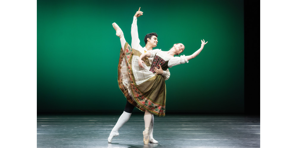 Internationale Ballett- und Tanzgala Augsburg 2023, English National Ballett, Großbritannien. Tanz: Julia Conway &amp; Daniel McCormick