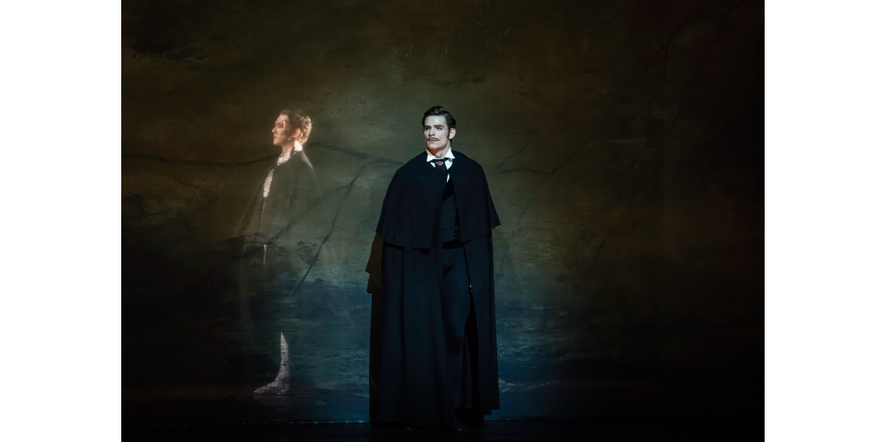 „Onegin“ von John Cranko. Tanz: Jakob Feyferlik &amp; Ensemble