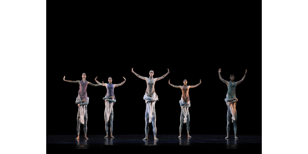 Frühlings-Matinee der Heinz-Bosl-Stiftung: „Nacht auf dem kahlen Berge“ von Eric Gauthier. Tanz: Ensemble des Bayerischen Junior Balletts München
