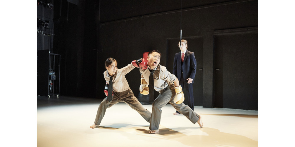 DANCE LAB 2.0: „Open Position“ von Win McCains, Tanz: Momoe Kawamura, Chih-Yuan Yang und Win McCain