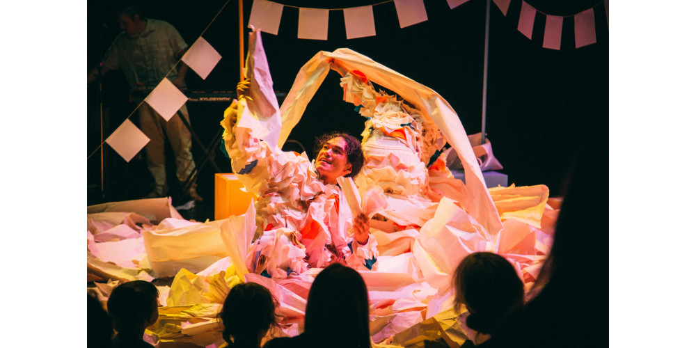 „Club Origami“ von Takeshi Matsumoto, Tanzfestival Think Big! 2024