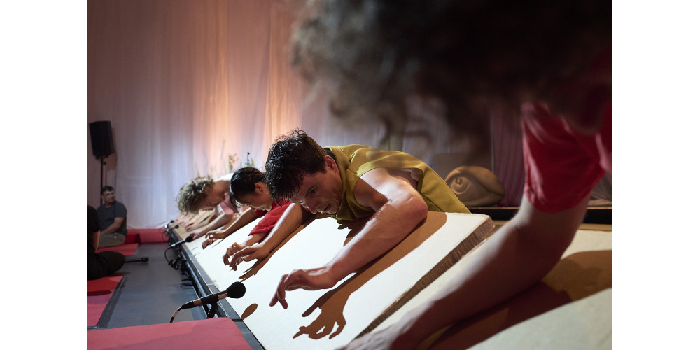 „Come As You Are“ von Wagner Moreira, Tanz: Ensemble