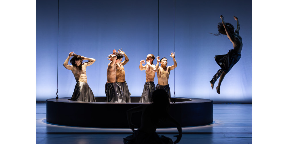 „Sacre - Ein Rausch“ von Wagner Moreira, Tanz: Ensemble Theater Regensburg